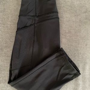 Lululemon crop leggings